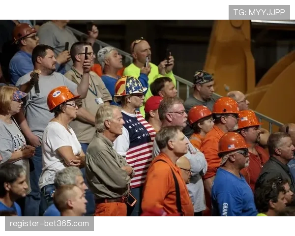 蒯曼,横扫陈幸同,勇摘乒乓球,中彩网彩票开奖查询,开奖结果,互动预测平台,实时开奖,手机开奖查询